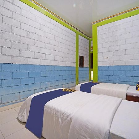 Spot On 91085 Griya Estu Wening Hotel Sleman  Luaran gambar