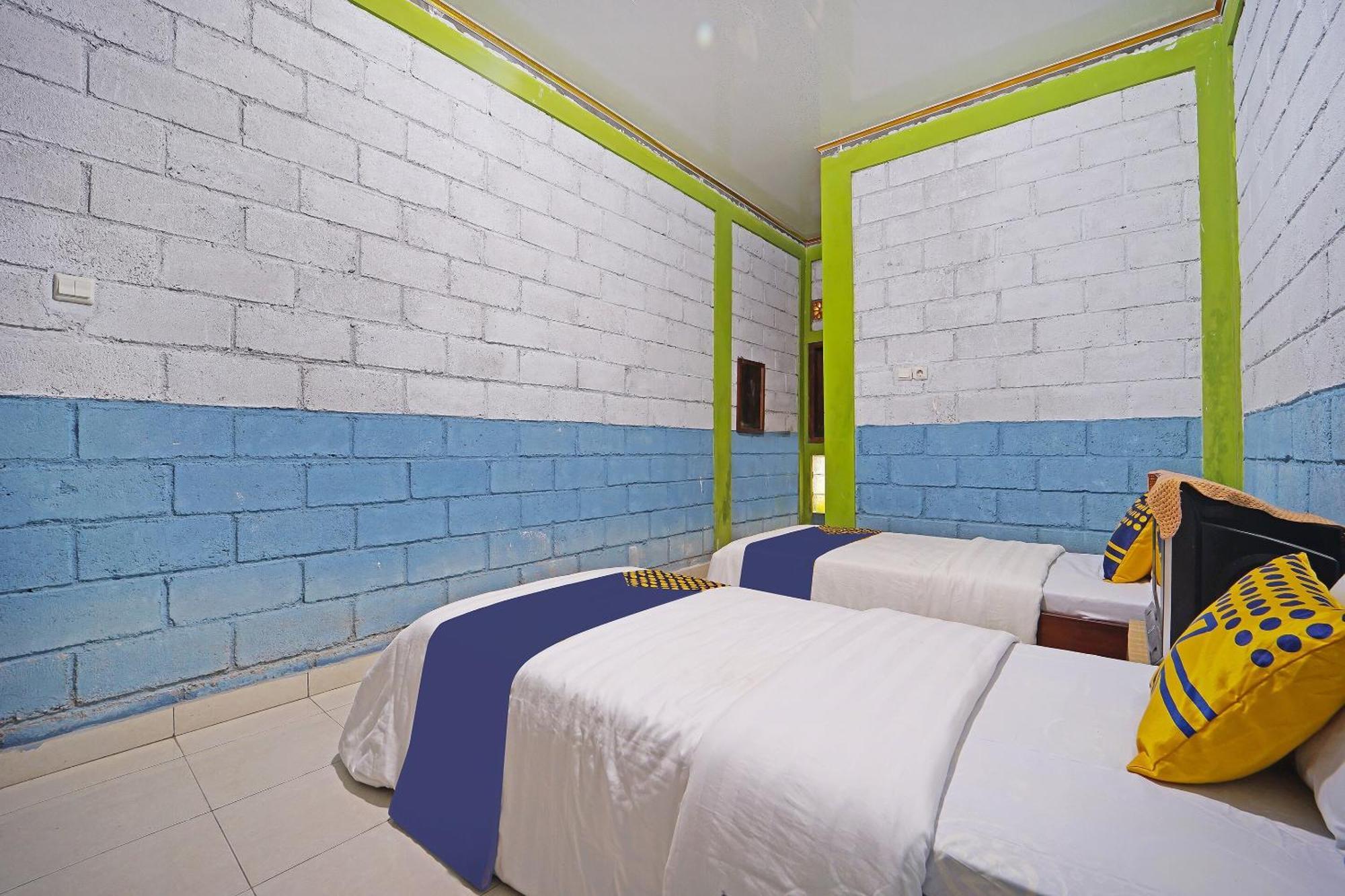 Spot On 91085 Griya Estu Wening Hotel Sleman  Luaran gambar