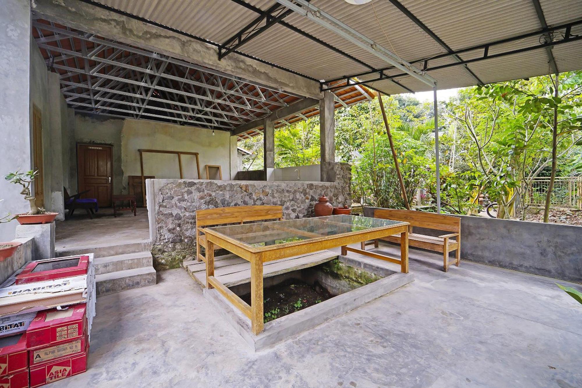 Spot On 91085 Griya Estu Wening Hotel Sleman  Luaran gambar