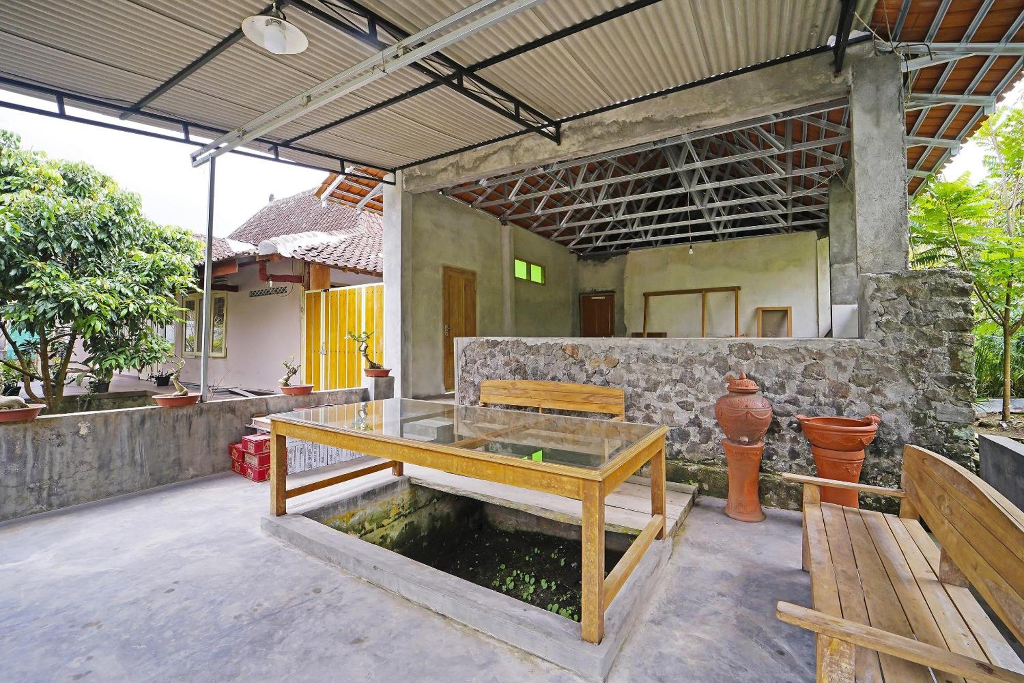 Spot On 91085 Griya Estu Wening Hotel Sleman  Luaran gambar