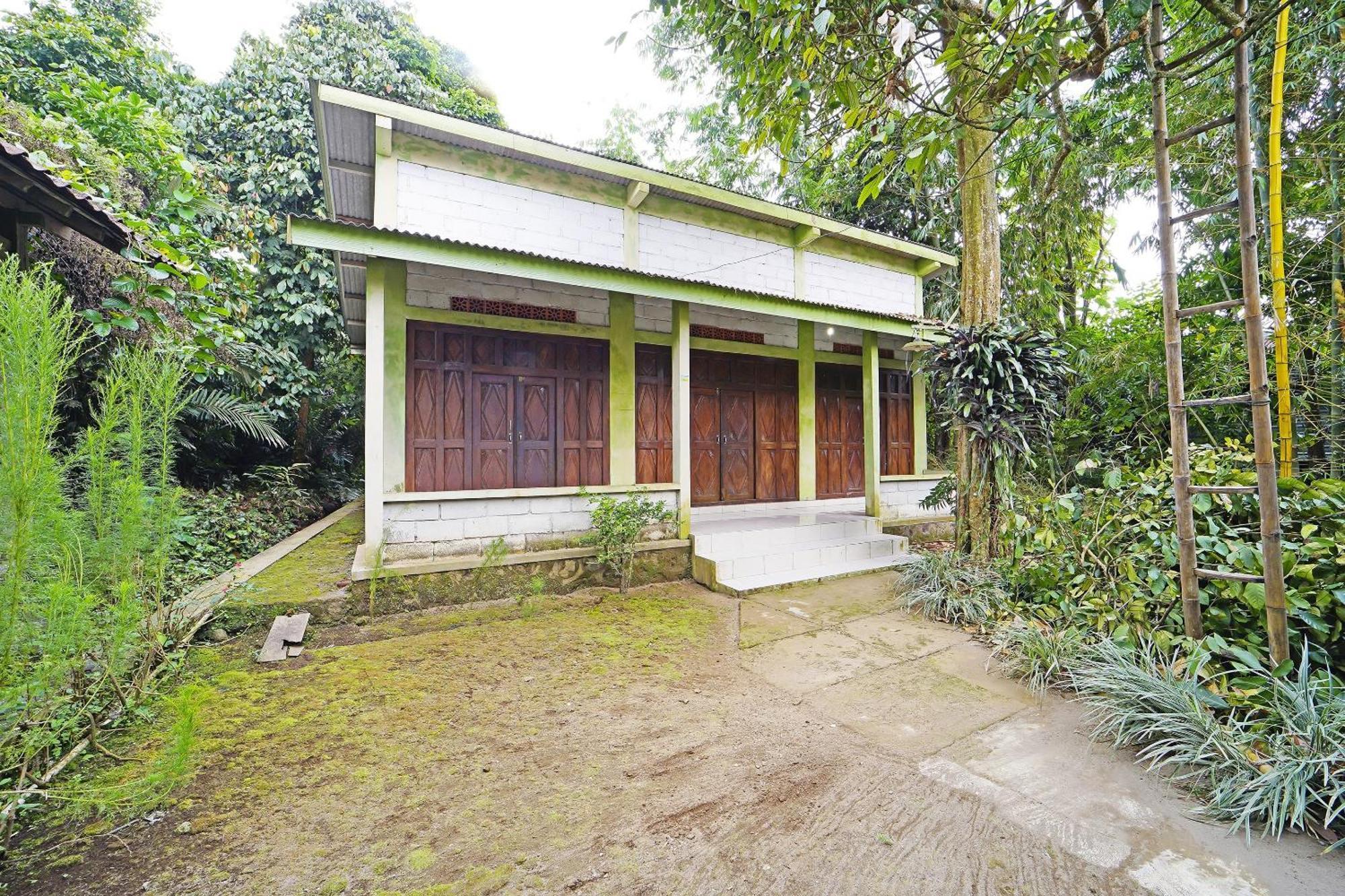 Spot On 91085 Griya Estu Wening Hotel Sleman  Luaran gambar